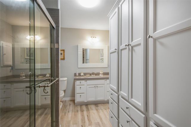 63 Hideaway Drive, Friendswood, TX 77546