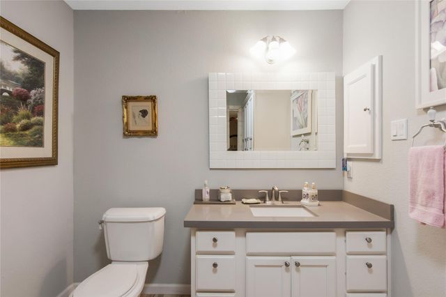 63 Hideaway Drive, Friendswood, TX 77546