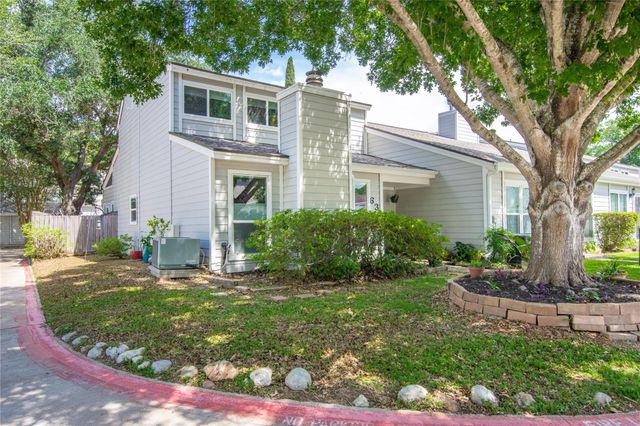 63 Hideaway Drive, Friendswood, TX 77546