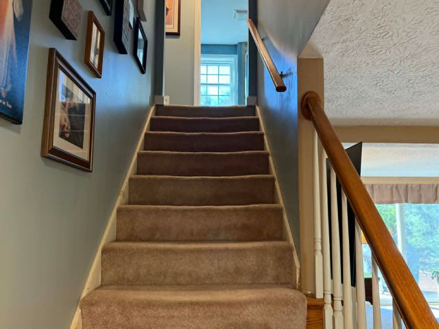 1071 Montalona Road, Dunbarton, NH 03046