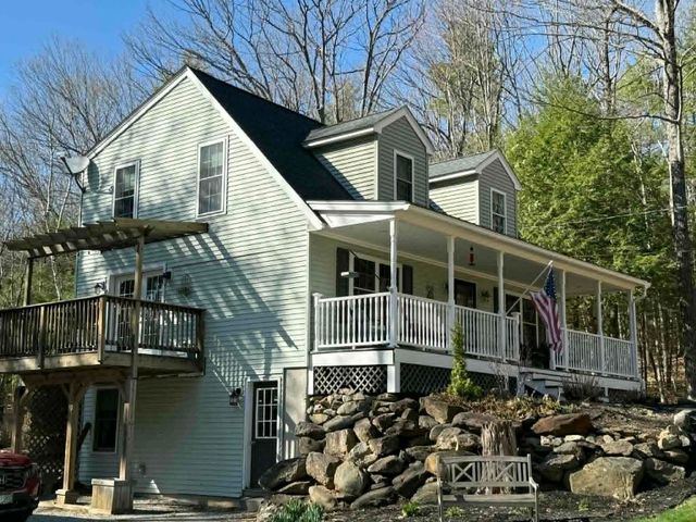 1071 Montalona Road, Dunbarton, NH 03046