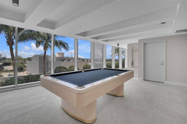 1180 N Federal Highway 501, Fort Lauderdale, FL 33304