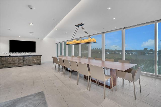 1180 N Federal Highway 501, Fort Lauderdale, FL 33304