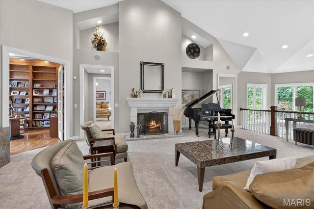 638 Morel Court, St Albans, MO 63073