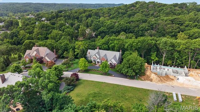638 Morel Court, St Albans, MO 63073