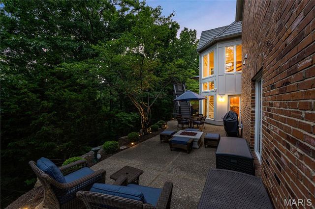 638 Morel Court, St Albans, MO 63073