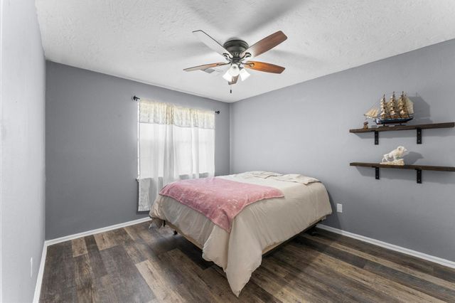 228 April Waters Drive W, Conroe, TX 77356