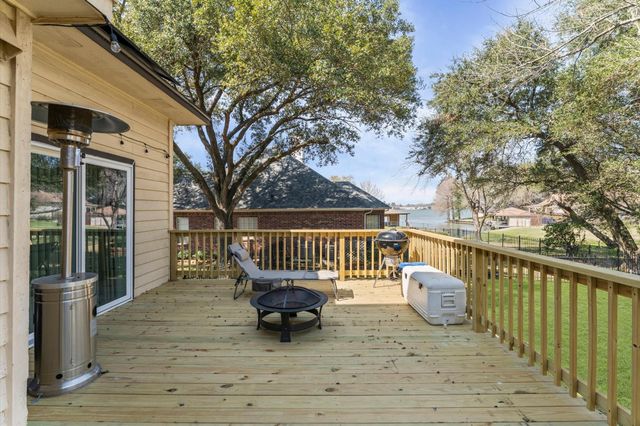 228 April Waters Drive W, Conroe, TX 77356