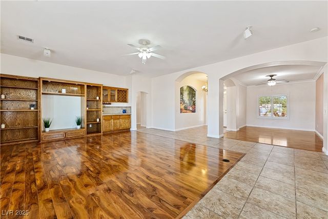 2201 Valentine Avenue, Pahrump, NV 89048