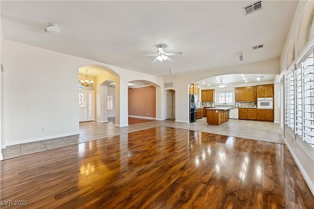 2201 Valentine Avenue, Pahrump, NV 89048