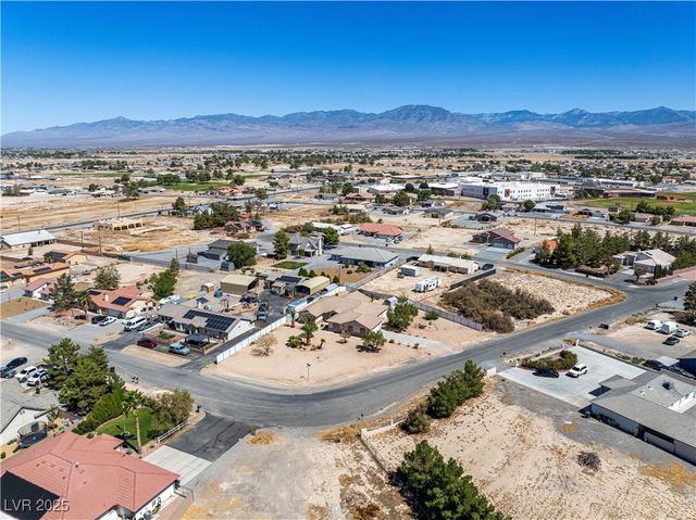 2201 Valentine Avenue, Pahrump, NV 89048