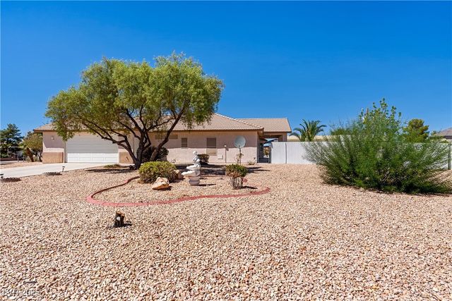 2201 Valentine Avenue, Pahrump, NV 89048