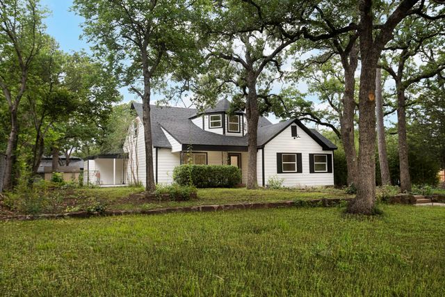 4761 Meadowbrook Drive, Fort Worth, TX 76103