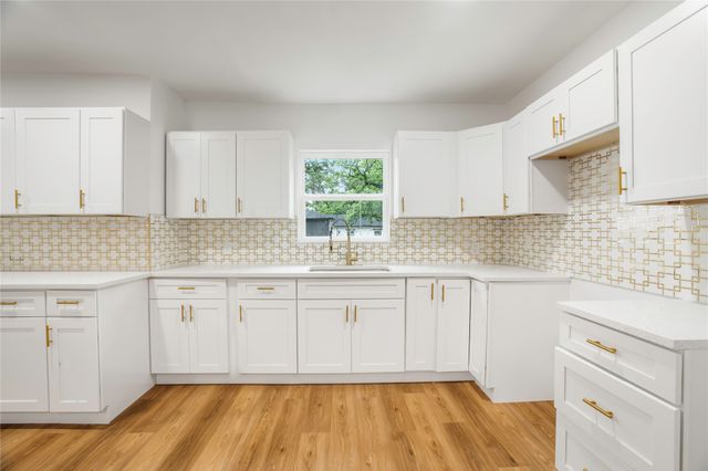 4761 Meadowbrook Drive, Fort Worth, TX 76103