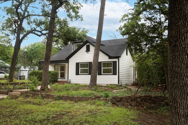 4761 Meadowbrook Drive, Fort Worth, TX 76103