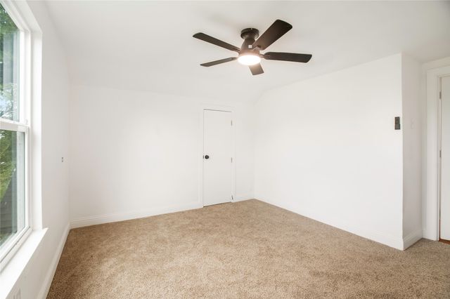 4761 Meadowbrook Drive, Fort Worth, TX 76103
