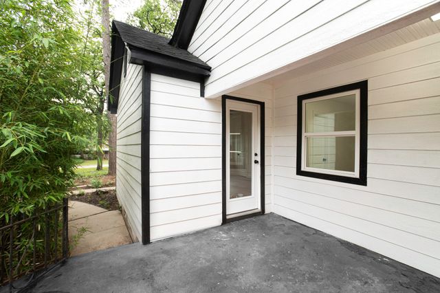 4761 Meadowbrook Drive, Fort Worth, TX 76103