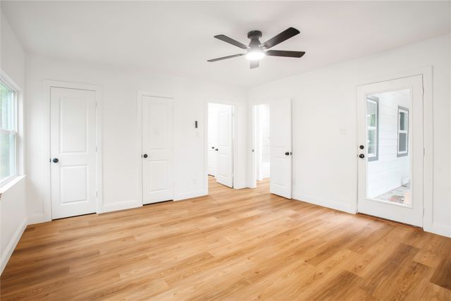 4761 Meadowbrook Drive, Fort Worth, TX 76103