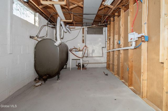 7 Mullen Drive, Rotterdam, NY 12306