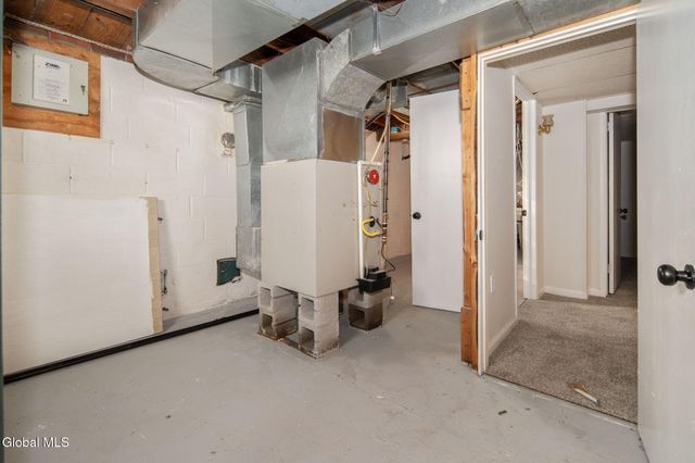 7 Mullen Drive, Rotterdam, NY 12306