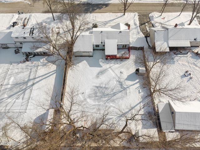 7 Mullen Drive, Rotterdam, NY 12306