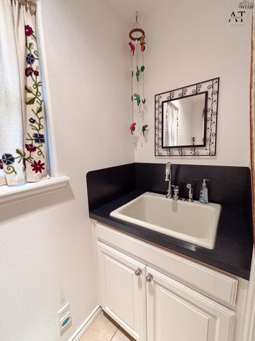 1139 REGENCY DRIVE, Burkburnett, TX 76354