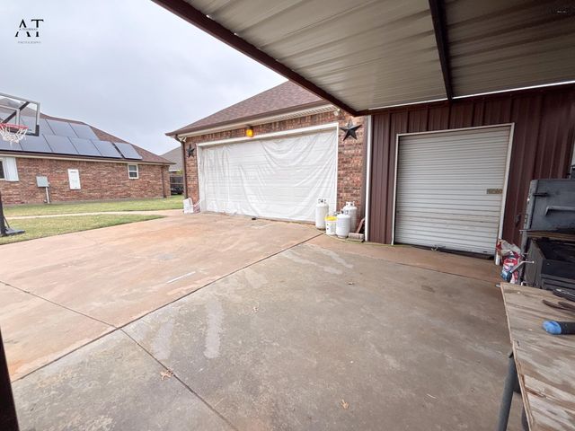 1139 REGENCY DRIVE, Burkburnett, TX 76354