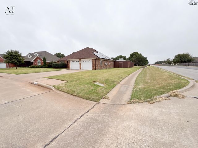 1139 REGENCY DRIVE, Burkburnett, TX 76354