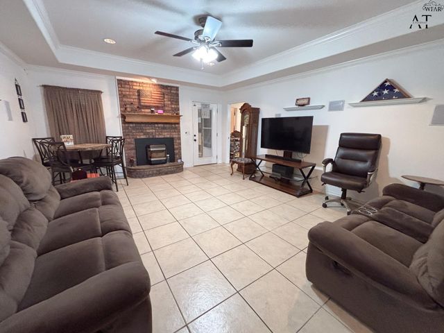 1139 REGENCY DRIVE, Burkburnett, TX 76354