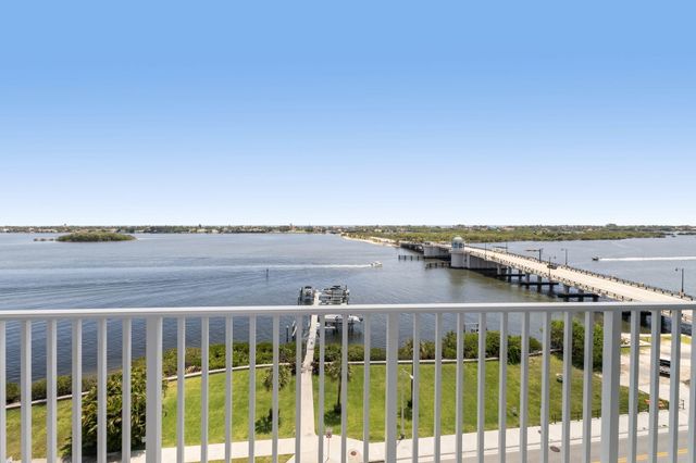 3901 S Flagler Drive 1002, West Palm Beach, FL 33405