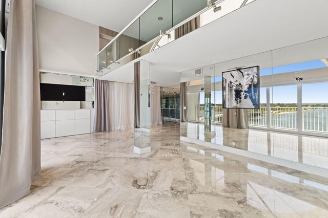 3901 S Flagler Drive 1002, West Palm Beach, FL 33405