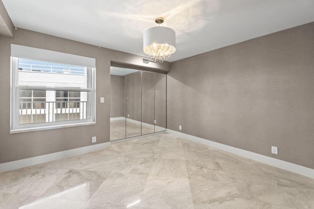 3901 S Flagler Drive 1002, West Palm Beach, FL 33405