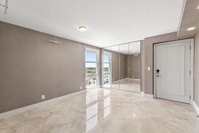 3901 S Flagler Drive 1002, West Palm Beach, FL 33405