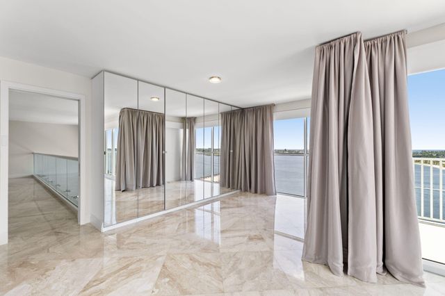 3901 S Flagler Drive 1002, West Palm Beach, FL 33405