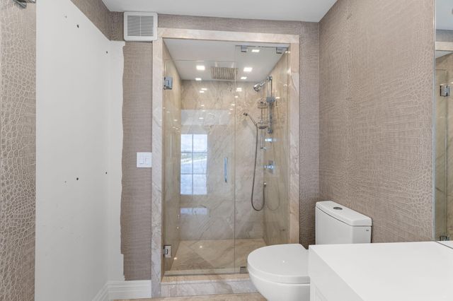3901 S Flagler Drive 1002, West Palm Beach, FL 33405
