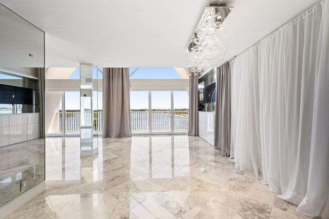 3901 S Flagler Drive 1002, West Palm Beach, FL 33405