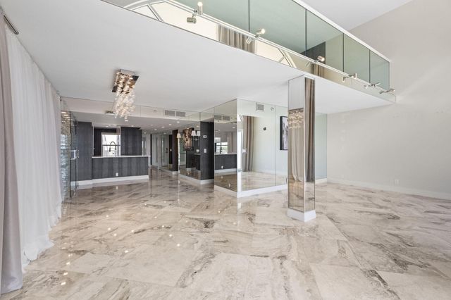 3901 S Flagler Drive 1002, West Palm Beach, FL 33405