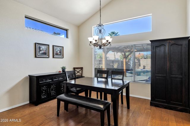 1090 W RAVEN Drive, Chandler, AZ 85286