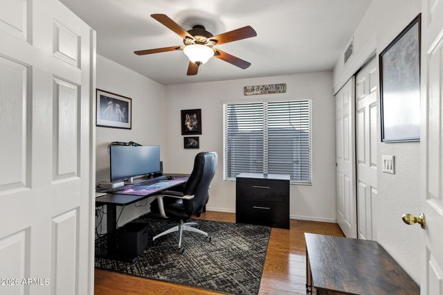 1090 W RAVEN Drive, Chandler, AZ 85286