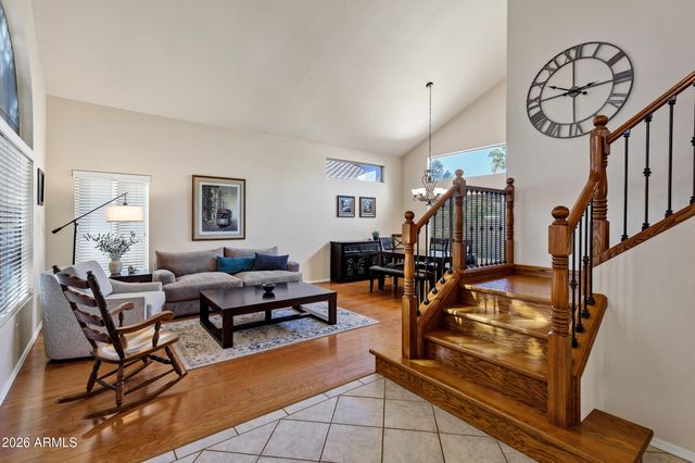 1090 W RAVEN Drive, Chandler, AZ 85286