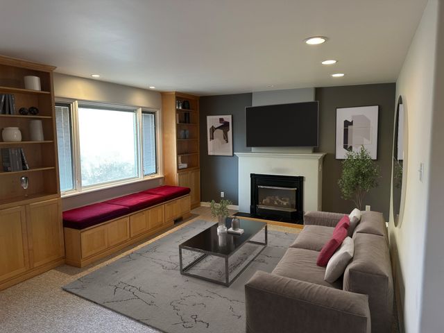 1335 Sage Loop, Los Alamos, NM 87544