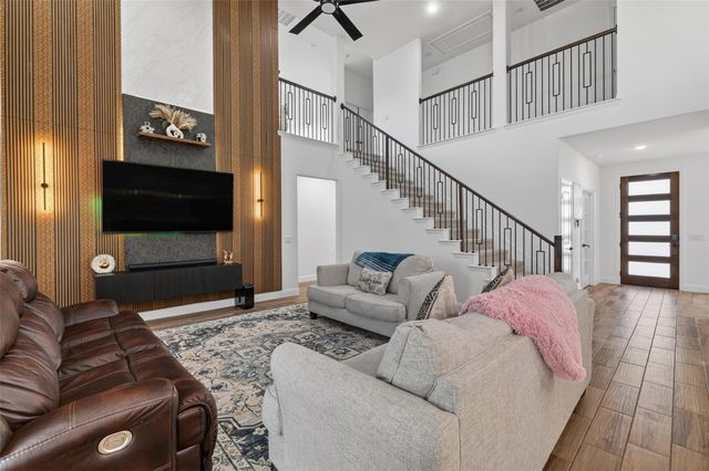 7132 Red Rose Trail, Little Elm, TX 76227