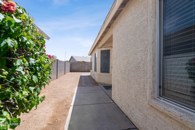 7455 W GREER Avenue, Peoria, AZ 85345