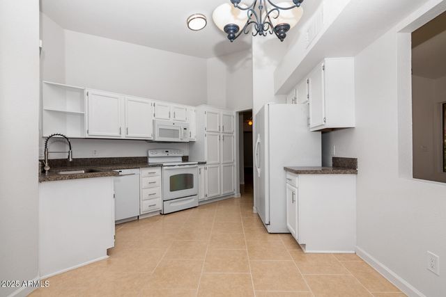 7455 W GREER Avenue, Peoria, AZ 85345