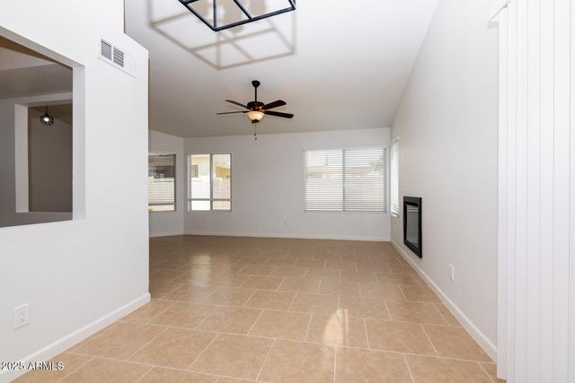 7455 W GREER Avenue, Peoria, AZ 85345