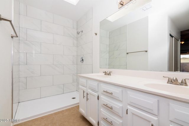 7455 W GREER Avenue, Peoria, AZ 85345