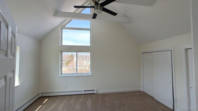 7 Roan Lane, Riverhead, NY 11901