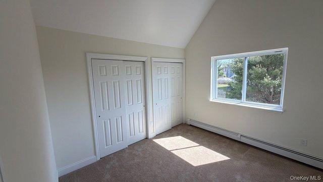 7 Roan Lane, Riverhead, NY 11901