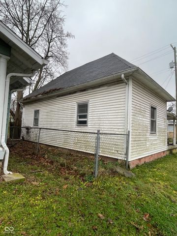 637 W Franklin Street, Shelbyville, IN 46176