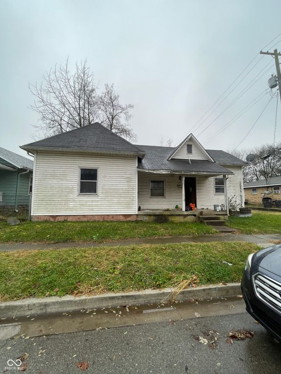 637 W Franklin Street, Shelbyville, IN 46176
